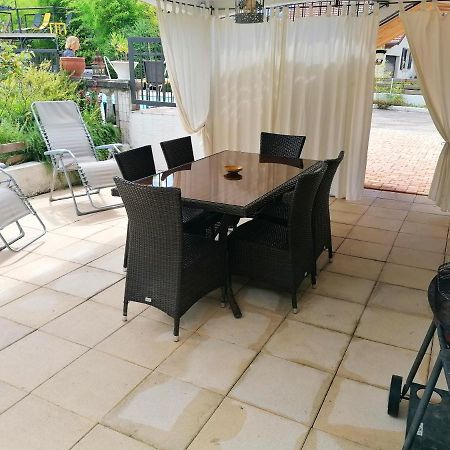 Appartement Lumineux A Voreppe Avec Piscine Luaran gambar