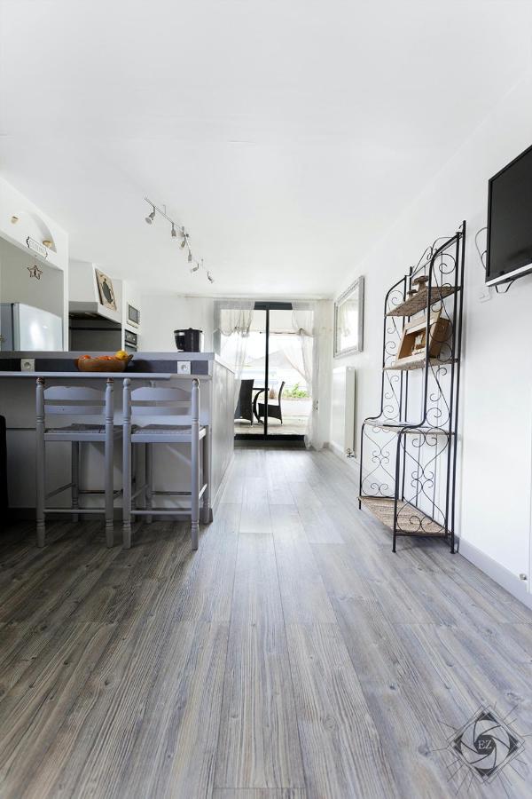 Appartement Lumineux A Voreppe Avec Piscine Luaran gambar