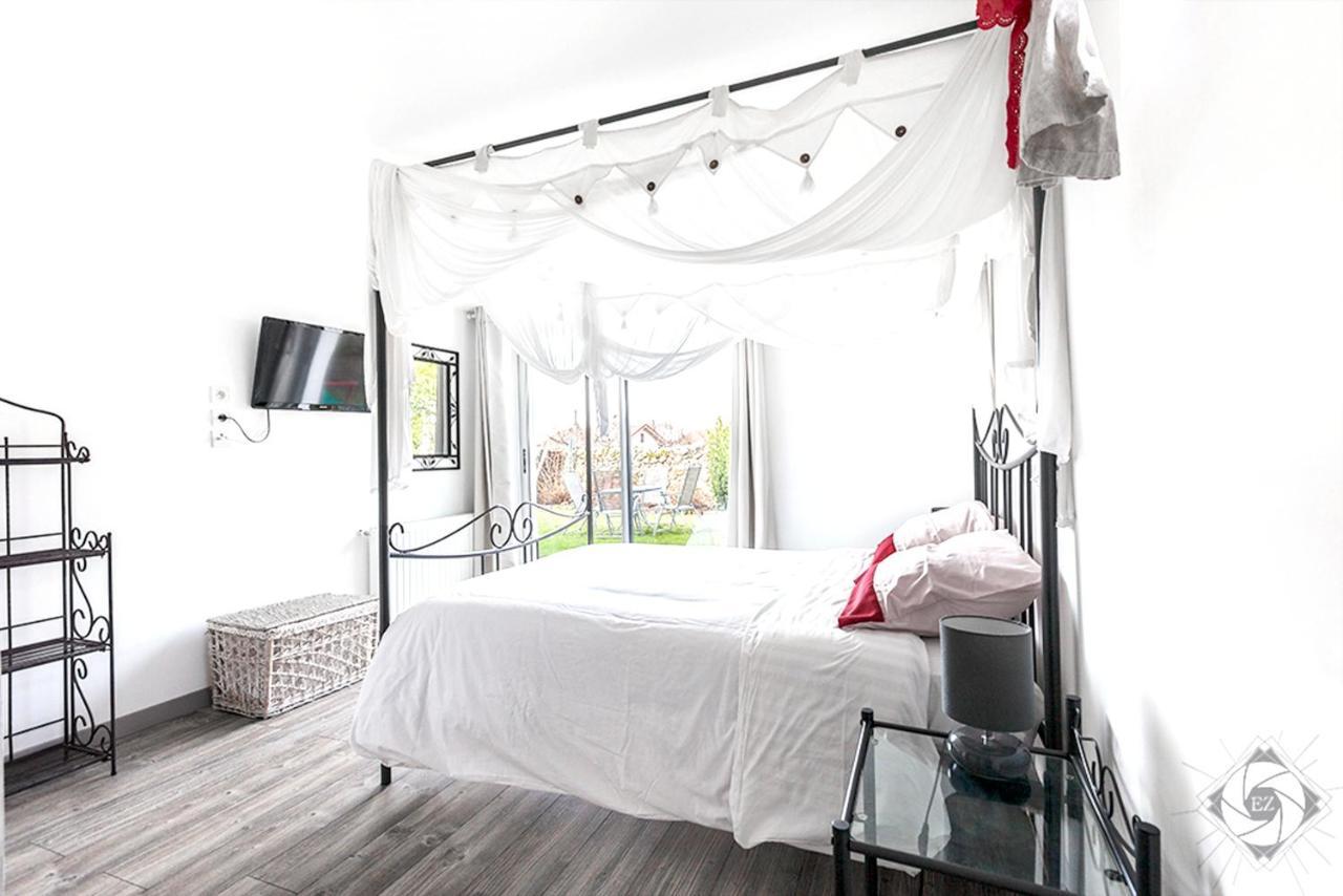 Appartement Lumineux A Voreppe Avec Piscine Luaran gambar